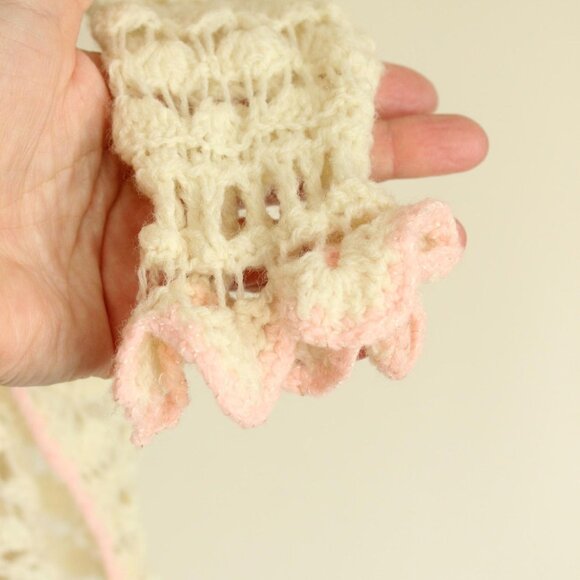 Vintage 1950s Baby Sweater and Bonnet, Ivory and Pink Knit Or Crochet Cardigan - Picture 4 of 10